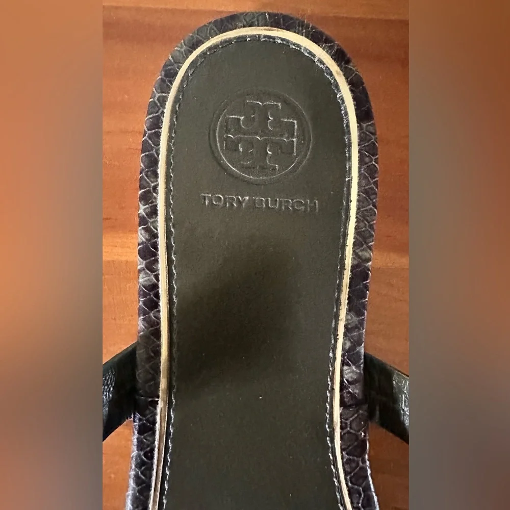SOLD Tory Burch Miller Sandals Olive Green/Black Snakeskin Size 7.5 - Picture 4 of 9